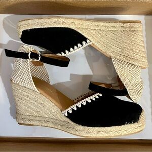 New Paseart Black Espadrille Wedge Sandals